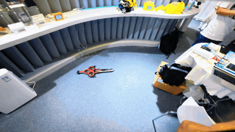 f3965342-affc-11f0-8ce9-92fbcf53809c.gif
