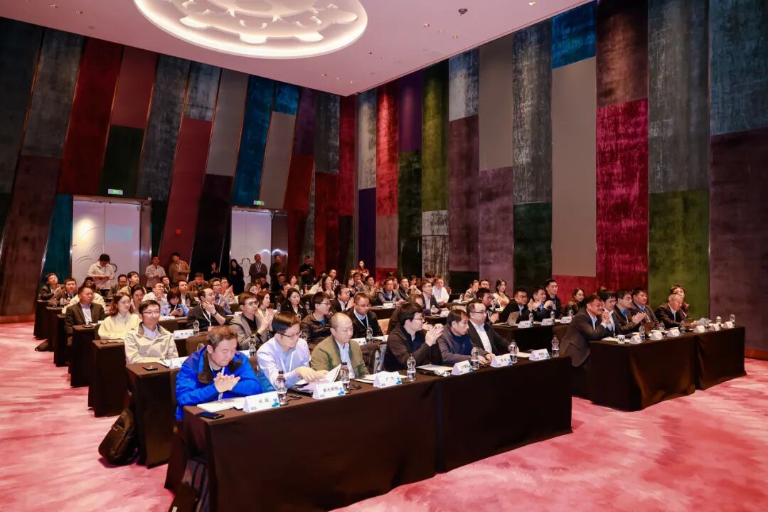 集成存储 智忆芯途：一场关于车规存储创新发展的生态对话