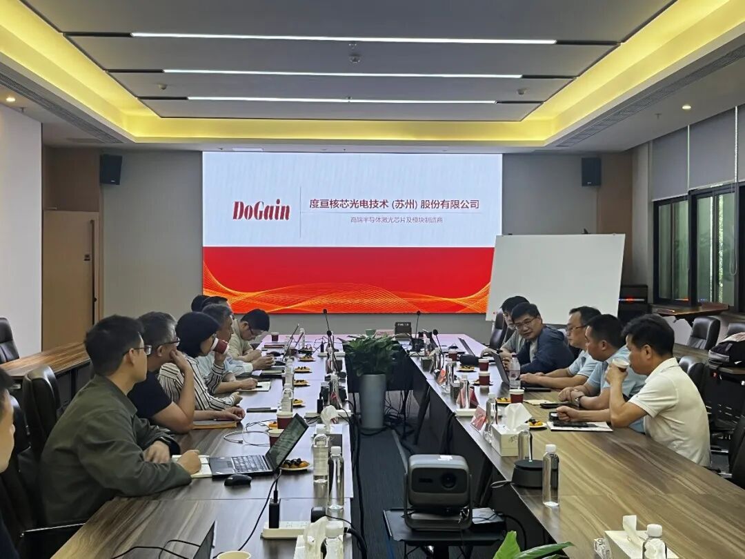 深耕车载光通标准建设，共启智能行车光联“芯”篇